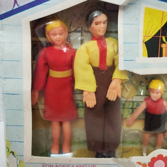 Vintage Irwin Toys Bend Me Dollhouse Family - Picture 3 of 6